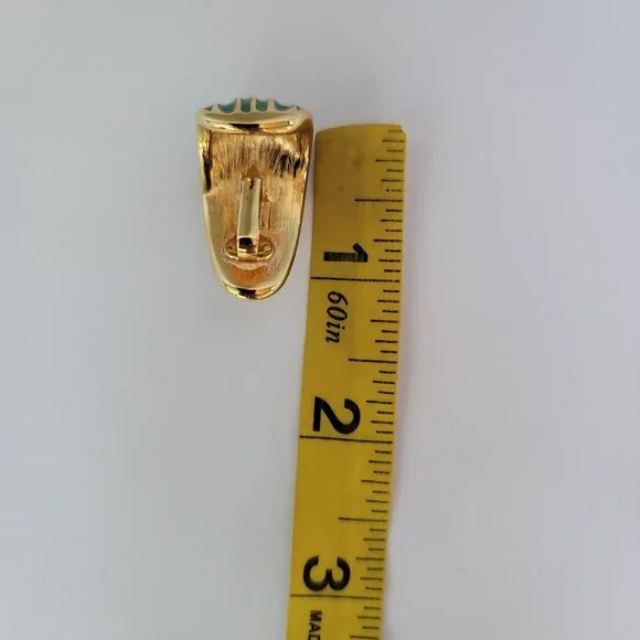 Vintage Gold Tone Clip-On Earrings - Picture 4 of 4